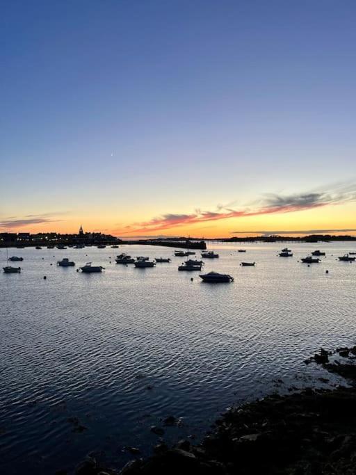 Bel Appartement De Bord De Mer Avec Veranda Roscoff Exteriör bild